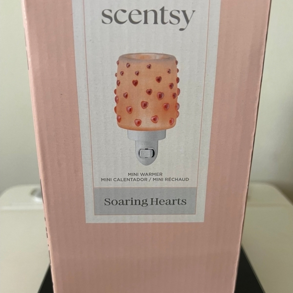 Scentsy Soaring Hearts Mini Warmer *NEW*